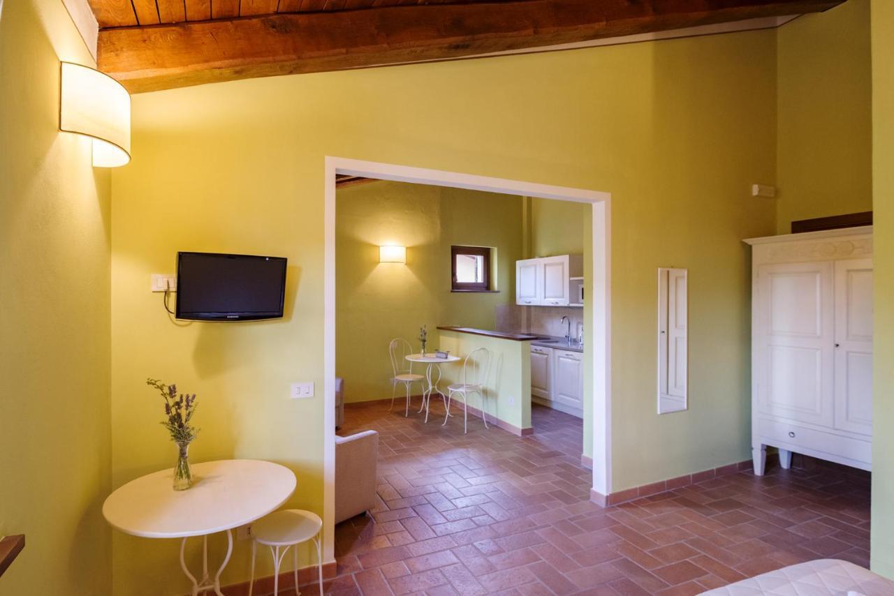 Agriturismo Le Vigne Foligno Bagian luar foto