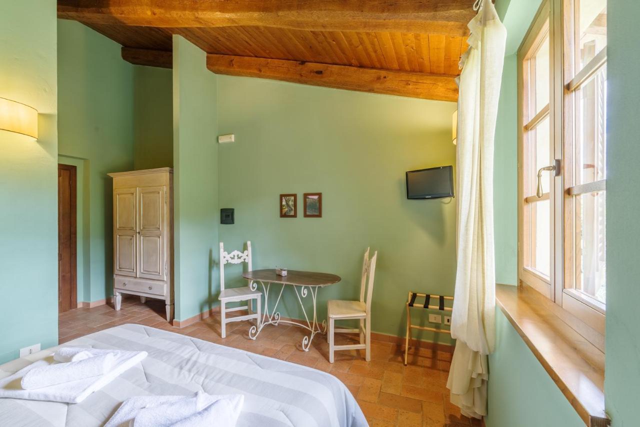 Agriturismo Le Vigne Foligno Bagian luar foto