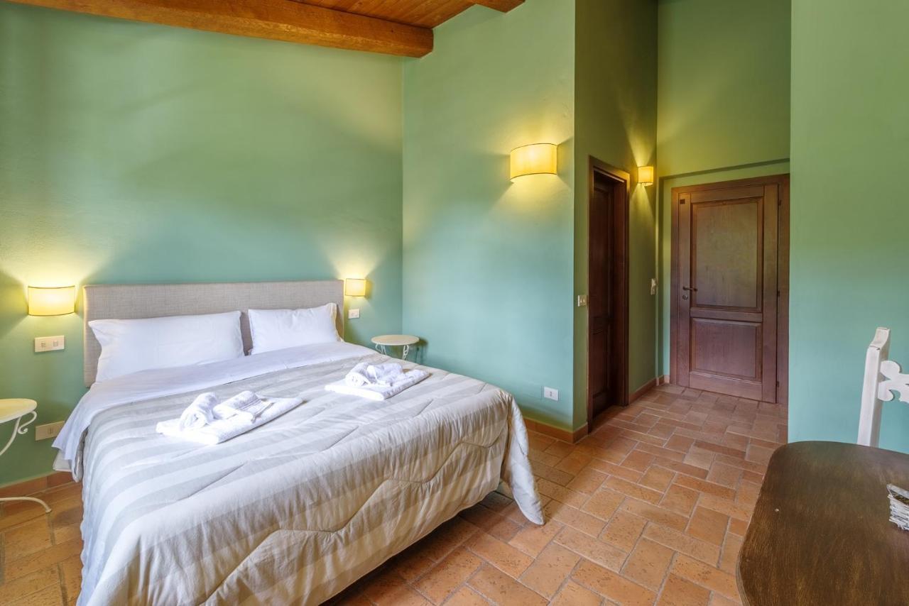 Agriturismo Le Vigne Foligno Bagian luar foto