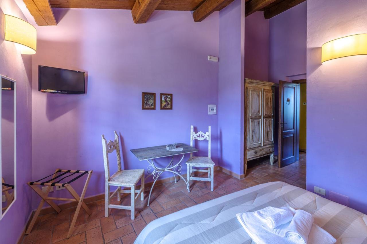 Agriturismo Le Vigne Foligno Bagian luar foto