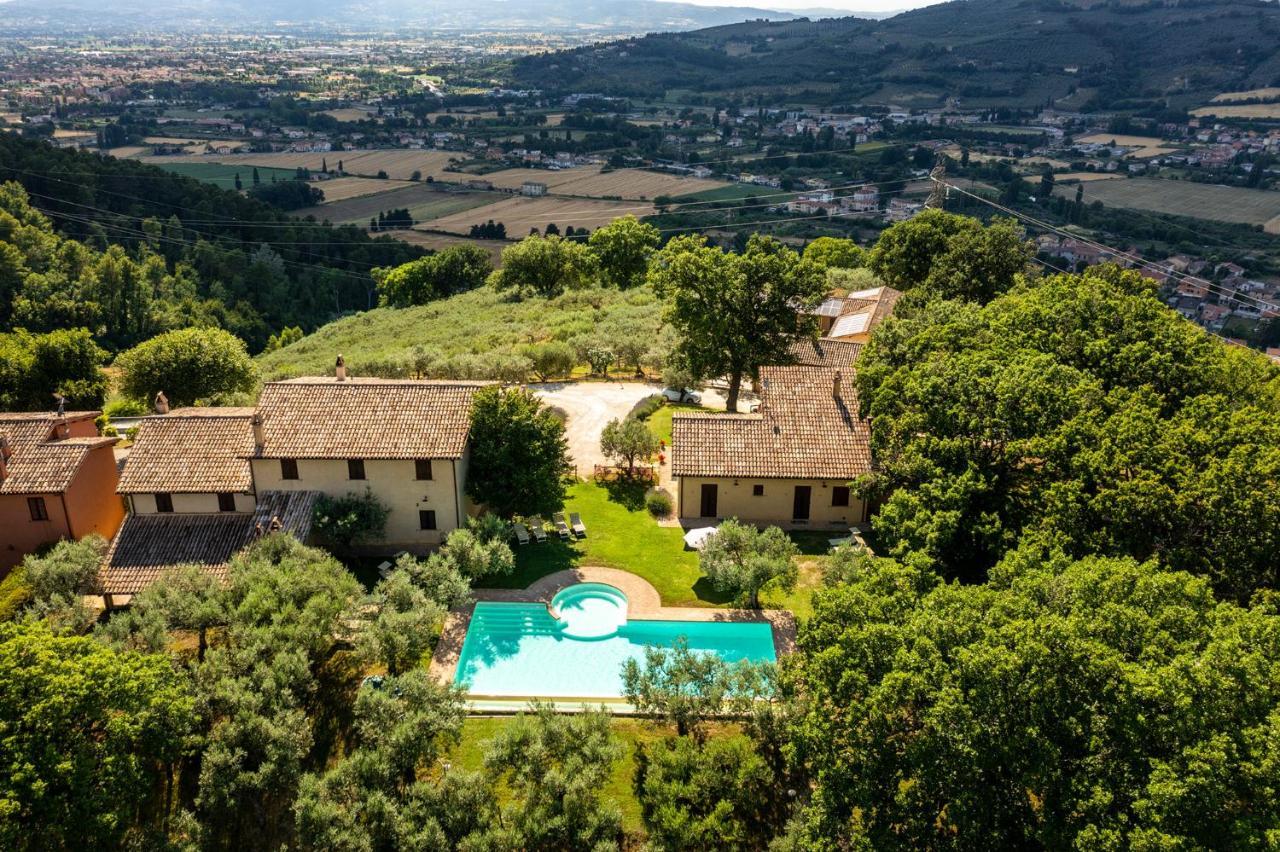 Agriturismo Le Vigne Foligno Bagian luar foto