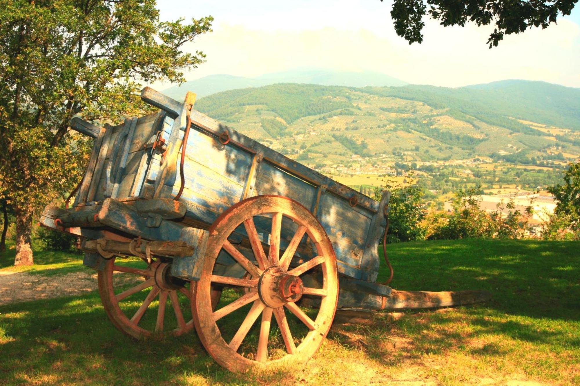 Agriturismo Le Vigne Foligno Bagian luar foto